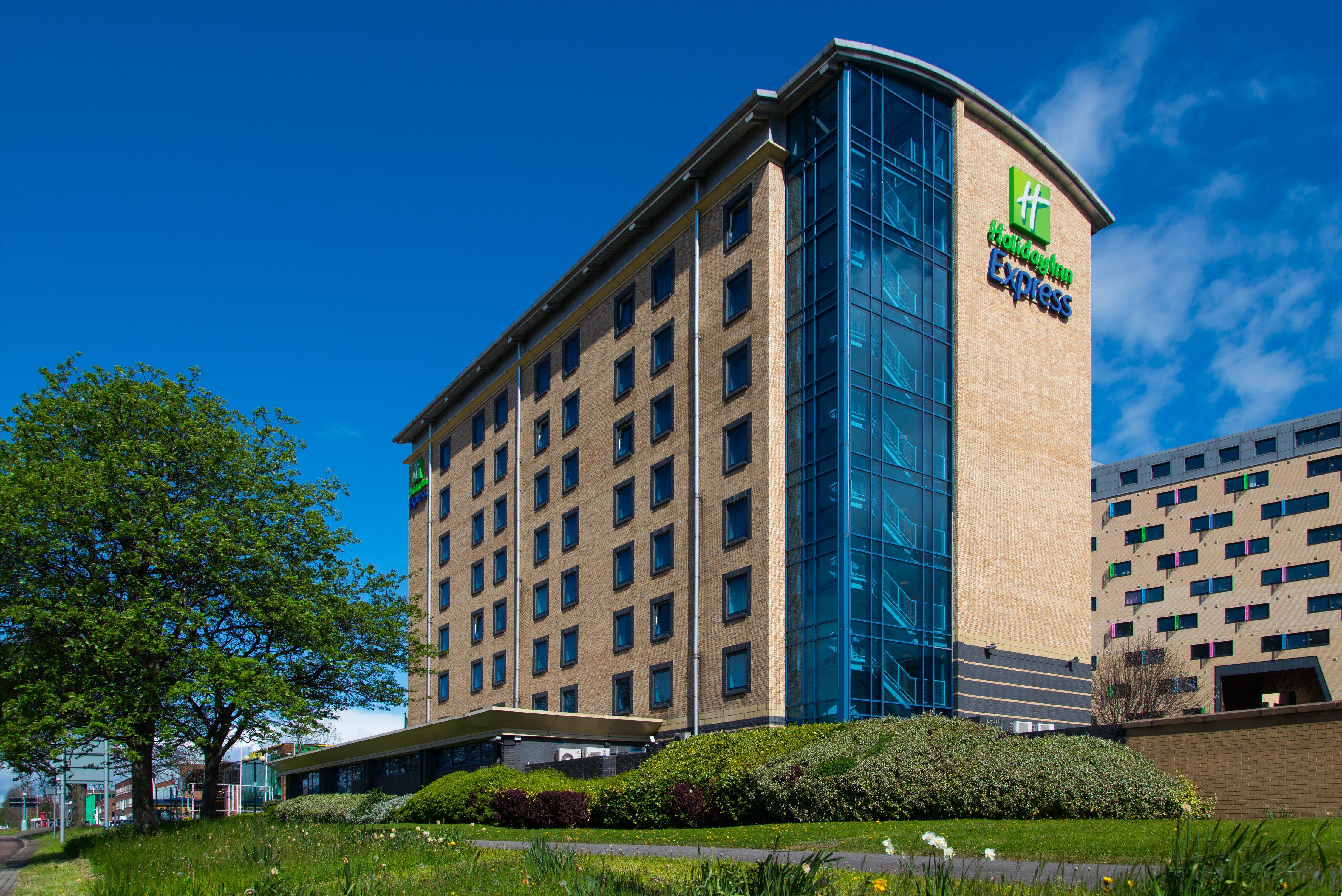 Holiday Inn Express Leeds City Centre, An Ihg Hotel Exterior foto